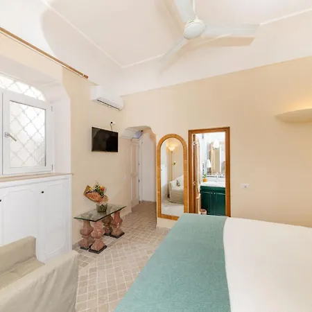 Apartment Vivimihome - A Pochi Passi Dalla Piazzetta Capri